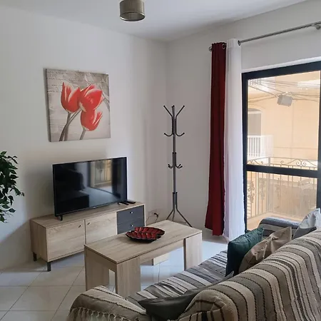 Steps To Bay! Modern 3br Flat With Full Ac *