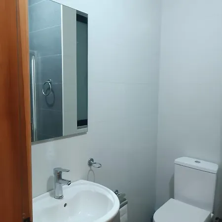 Steps To Bay! Modern 3br Flat With Full Ac Xlendi